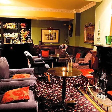 Ardmore Hotel